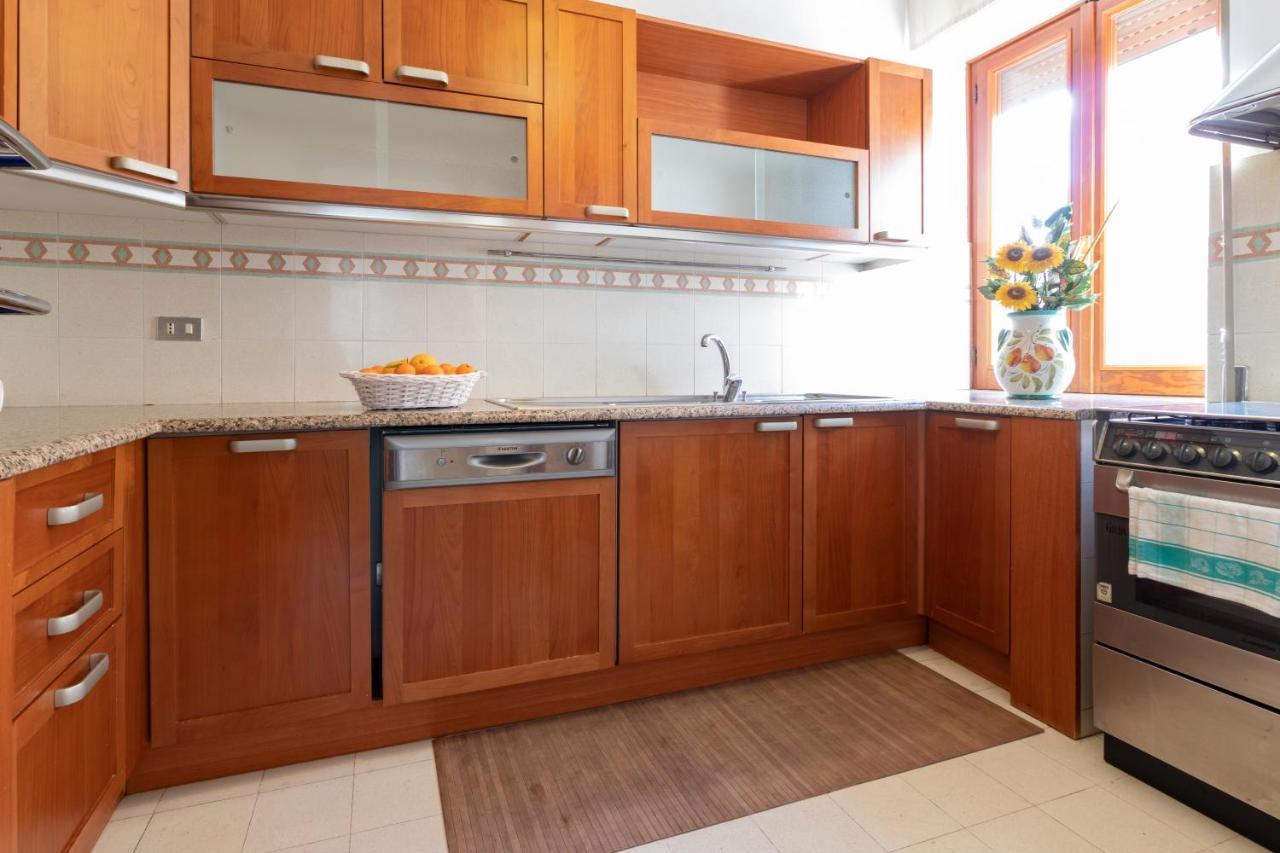 Casa Holmann Appartamento Olbia Esterno foto